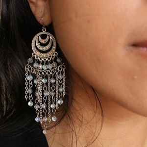 5 for 20 💕 Dangly earrings